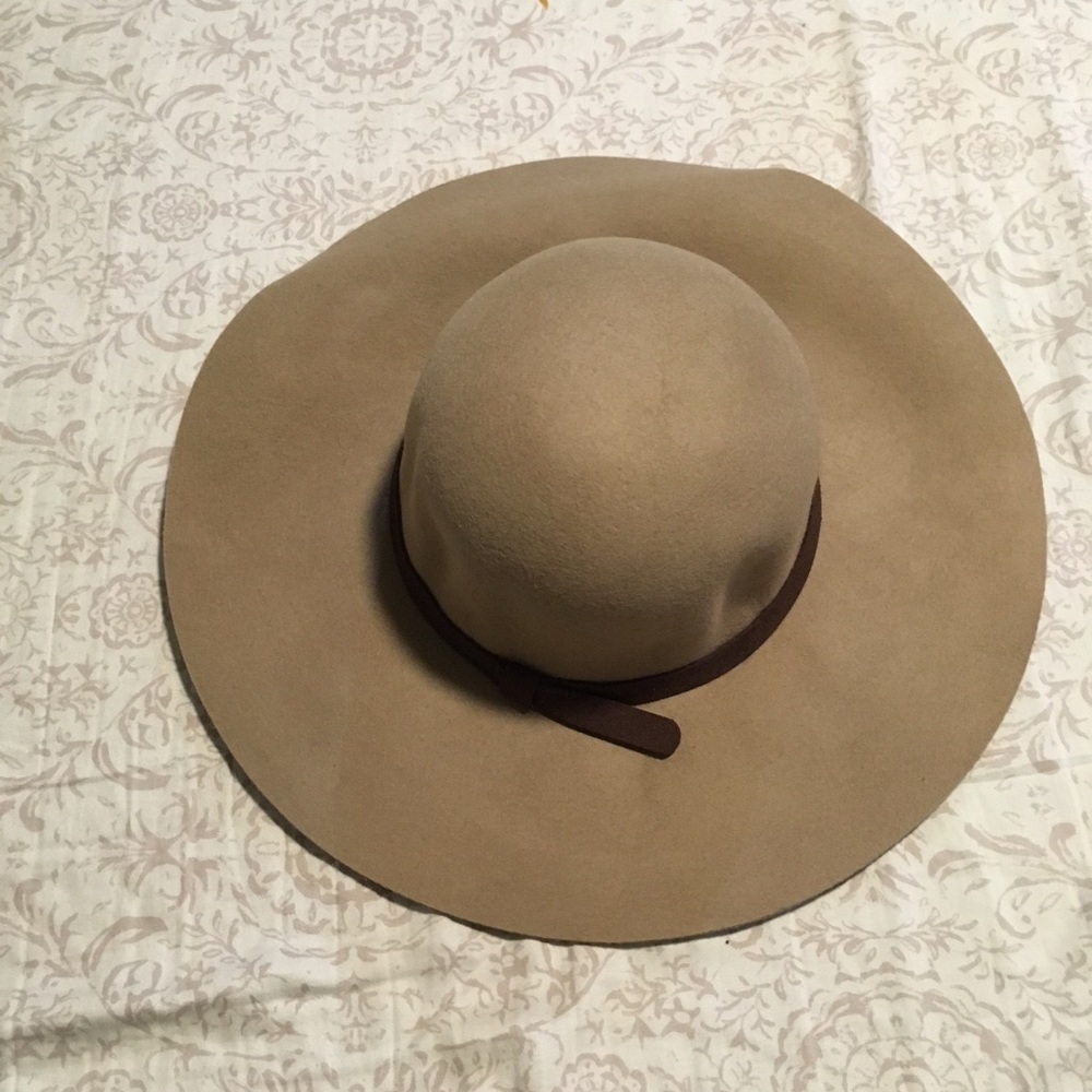Tan stylish hat